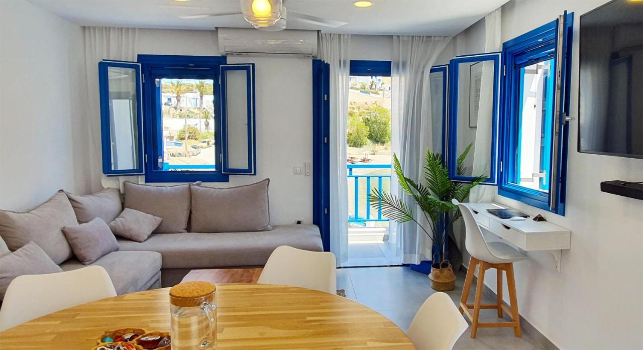Meraki Beachfront Foiníkion Extérieur photo