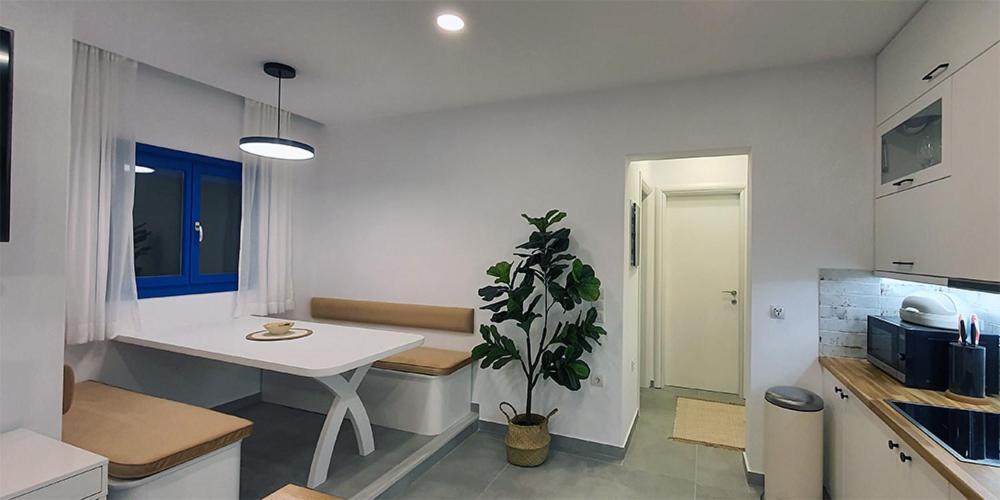 Meraki Beachfront Foiníkion Extérieur photo