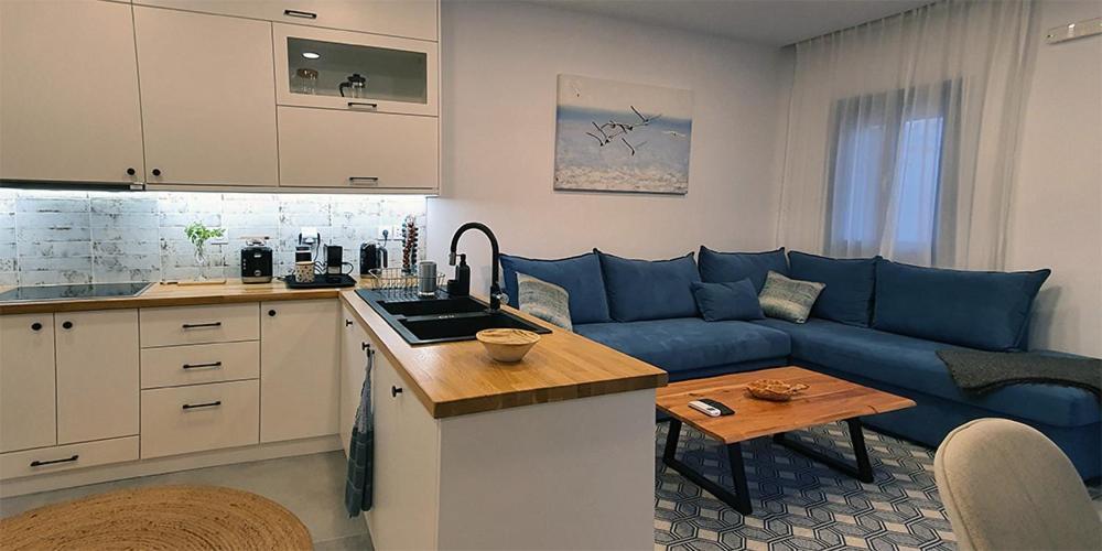 Meraki Beachfront Foiníkion Extérieur photo